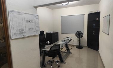 Propiedad Comercial en Venta con Bodega y Local en Cuernavaca, Morelos. Excelente Inversión.