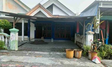 Dijual murah via lelang rumah di palemwatu Menganti Gresik