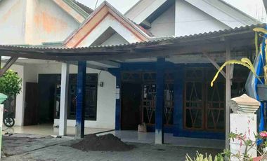 Dijual murah via lelang rumah di palemwatu Menganti Gresik