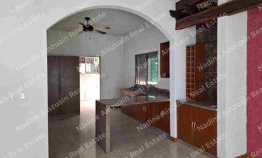 RENTA CASA EN RESIDENCIAL CUMBRES CANCÚN, 3 RECÁMARAS, ALBERCA, AMENIDADES, SEGURIDAD 24 HORAS.