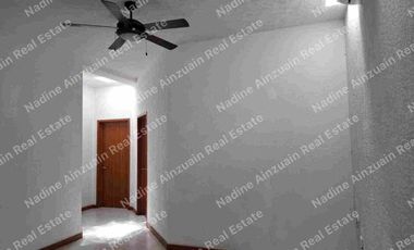 RENTA CASA EN RESIDENCIAL CUMBRES CANCÚN, 3 RECÁMARAS, ALBERCA, AMENIDADES, SEGURIDAD 24 HORAS.