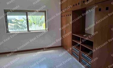 RENTA CASA EN RESIDENCIAL CUMBRES CANCÚN, 3 RECÁMARAS, ALBERCA, AMENIDADES, SEGURIDAD 24 HORAS.