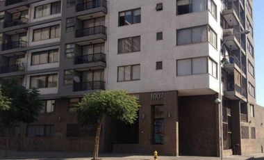 Departamento 1D1B dos ambientes / Stgo. Centro / Metro Estación L2 Parque O'Higgins