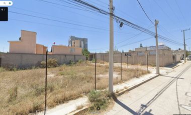 Terreno en esquina de 400 m² listo para desarrollar en Atotonilco.