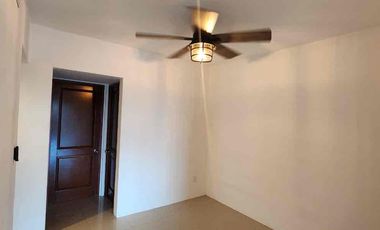 SE RENTA DEPARTAMENTO EN CALLE POK TAPOK ZONA HOTELERA DE CANCÚN, SIBRE BOULEVARD KUKULKÁN. 2 RECÁMARAS, ALBERCA, HERMOSA VISTA A LA LAGUNA.