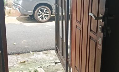 Disewakan Rumah di kayu Putiih Jakarta Timur