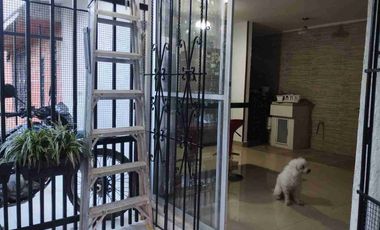 Vendo Casa 2 pisos Unifamiliar+ apartamento