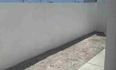 VENTA DE CASA CON DOS PLANTAS EN FRACC. PIAMONTE AL NORTE DE SALTILLO, COAH.