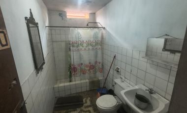CASA EN ATE, A 3 CUADRAS DEL CENTRO COMERCIAL PURUCHUCO