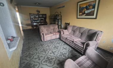 CASA EN ATE, A 3 CUADRAS DEL CENTRO COMERCIAL PURUCHUCO