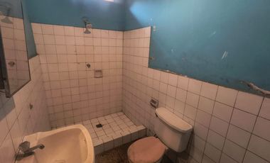 CASA EN ATE, A 3 CUADRAS DEL CENTRO COMERCIAL PURUCHUCO