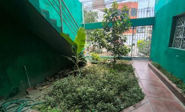 CASA EN ATE, A 3 CUADRAS DEL CENTRO COMERCIAL PURUCHUCO
