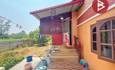 ขายบ้านเดี่ยวพร้อมที่ดิน เนื้อที่ 1 ไร่ ต.ท่าชัย จ.ชัยนาท ติดแม่น้ำเจ้าพระยา ทำเลดี