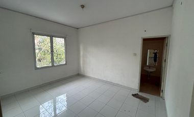 Jual Rumah 2 Lantai Lokasi Strategis Di Sevilla Dekat Akses KRL Rawa Buntu Dan Tol BSD