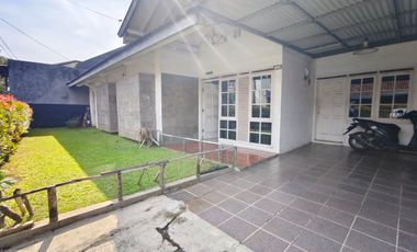 Jual Cepat Unit Langka Rumah Asri Siap Huni Strategis di Turangga Lengkong Buah batu
