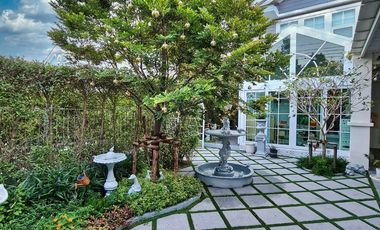 House for sale/rent at Chaiyaphruek Bangna Km.7  The house is fully decorated and ready to move in.