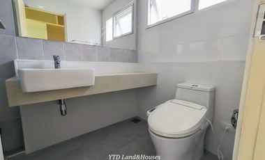 House for sale/rent at Chaiyaphruek Bangna Km.7  The house is fully decorated and ready to move in.