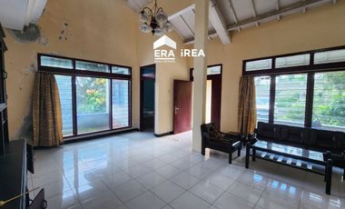 DIJUAL RUMAH MURAH DEKAT TERMINAL DAN PASAR TAWANGMANGU