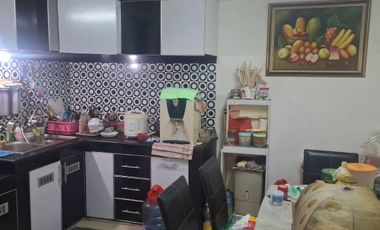 Dijual Rumah Mewah Strategis 3 Lantai Furnished Sumur Bor JakBar