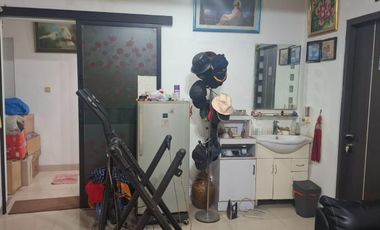 Dijual Rumah Mewah Strategis 3 Lantai Furnished Sumur Bor JakBar