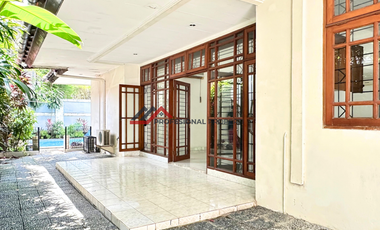 Rumah Bagus Dalam Compound di Kemang, Jakarta Selatan