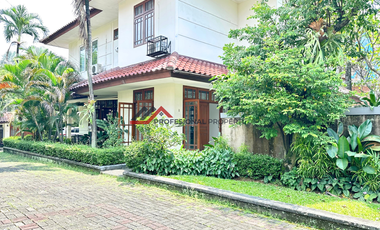 Rumah Bagus Dalam Compound di Kemang, Jakarta Selatan
