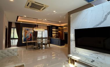Single house for sale, The City Bangna KM.7, corner plot, near the club