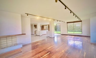 CASA  CAMPESTRE EN VENTA SECTOR CONJUNTO RESIDENCIAL SANTA BIBIANA II CAJICA