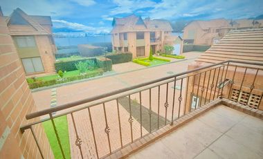 CASA  CAMPESTRE EN VENTA SECTOR CONJUNTO RESIDENCIAL SANTA BIBIANA II CAJICA