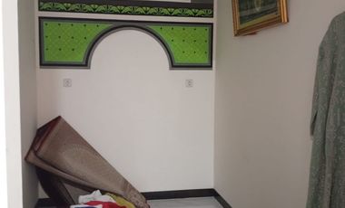 Di Jual rumah 2 lantai Bagus di Taman Gigi Jaka setia Bekasi Selatan