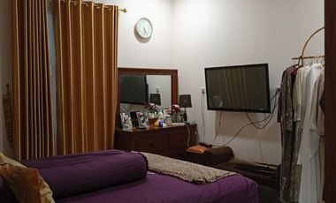 Di Jual rumah 2 lantai Bagus di Taman Gigi Jaka setia Bekasi Selatan