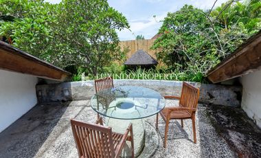 DIJUAL VILLA DENGAN 2 KAMAR TIDUR DI UMALAS