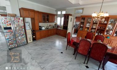 DIJUAL RUMAH MEWAH SAYAP SUTAMI Akses Mudah Harga Nego