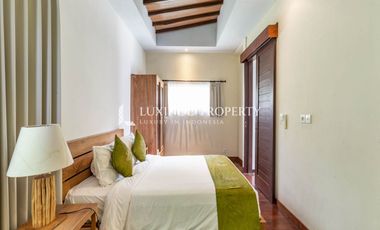 DIJUAL VILLA DENGAN 5 KAMAR TIDUR DI SANUR