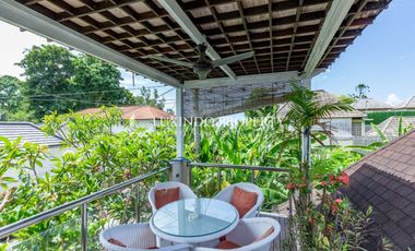 DIJUAL VILLA DENGAN 5 KAMAR TIDUR DI SANUR