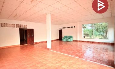 ขายบ้านเดี่ยวพร้อมที่ดิน เนื้อที่ 2 ไร่ 1 งาน 44 ตร.วา นาดี ปราจีนบุรี