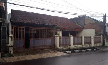 Rumah Strategis Sayap Pasteur Dekat Kampus Cocok untuk Investasi