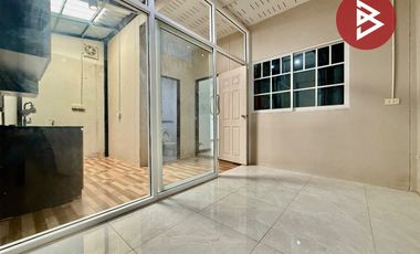 ขายทาวน์เฮ้าส์ หมู่บ้านนิราวิลล์ วิลเลจ เศรษฐกิจ-พันธุวงษ์ (Niraville Village Setthakit-Phanthuwong) สมุทรสาคร
