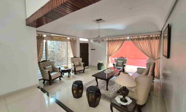 Ruang Usaha plus Gudang Luas 2800m² dan Rumah Mewah Akses Jalan Raya Dekat Tol