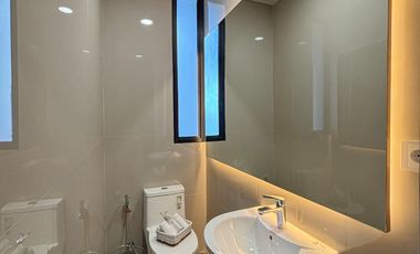 Rumah Baru 2 Lantai Full Smart Home Termurah di Grand Wisata, Lokasi Strategis 1 Menit dari Pintu Tol dan Mall Living World Bekasi – DP 0% & FREE PPN