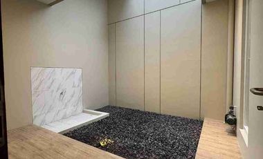 Dijual Rumah mewah lokasi sangat strategis