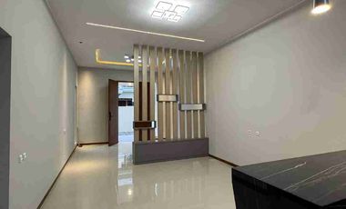 Dijual Rumah mewah lokasi sangat strategis