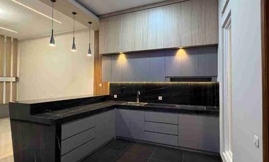 Dijual Rumah mewah lokasi sangat strategis