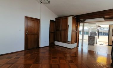 Departamento 1 Dormitorio Quito Tenis + Terraza + Servicios Incluidos