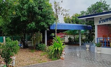 ขายขาดทุน!!! บ้านพร้อมที่ดิน พึ่งสร้างเสร็จ ใกล้ตลาดวังสีสูบ 130 ตร.วา
