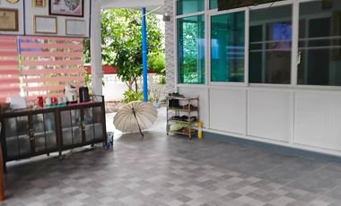 ขายขาดทุน!!! บ้านพร้อมที่ดิน พึ่งสร้างเสร็จ ใกล้ตลาดวังสีสูบ 130 ตร.วา