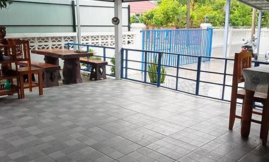 ขายขาดทุน!!! บ้านพร้อมที่ดิน พึ่งสร้างเสร็จ ใกล้ตลาดวังสีสูบ 130 ตร.วา
