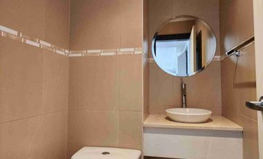 DEPARTAMENTO DE VENTA EN MIRAVALLE 3