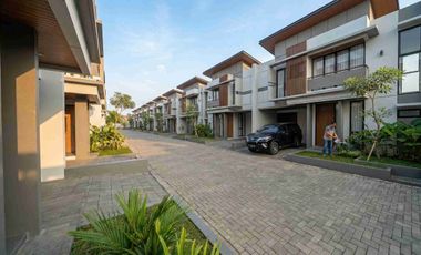 JUAL RUMAH BARU 550 JUTA 2 LANTAI COLOMADU