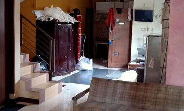 BU*TURUN HARGA*DIJUAL RUMAH 2 LANTAI POSISI HOOK DI KOMPLEK MARGASARI BANDUNG